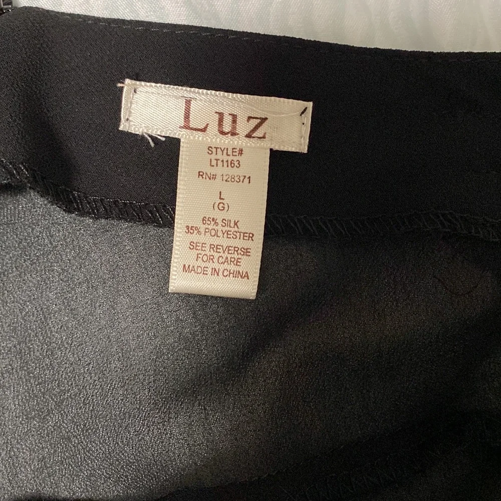 Ruffled Tops - Picture 5 of 5